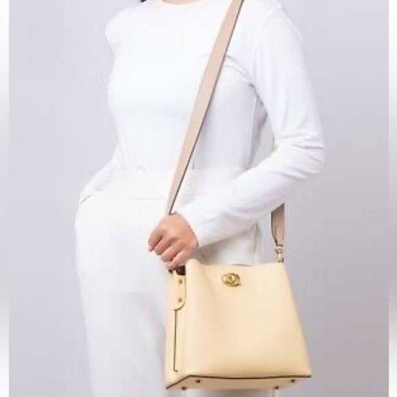 Willow Bucket Bag - Picture 4 of 7